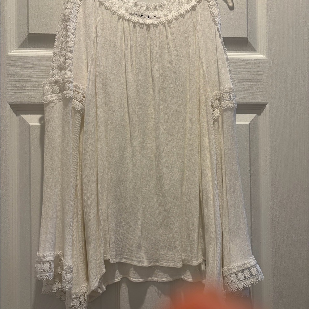 Elegant White Lace Trim Top